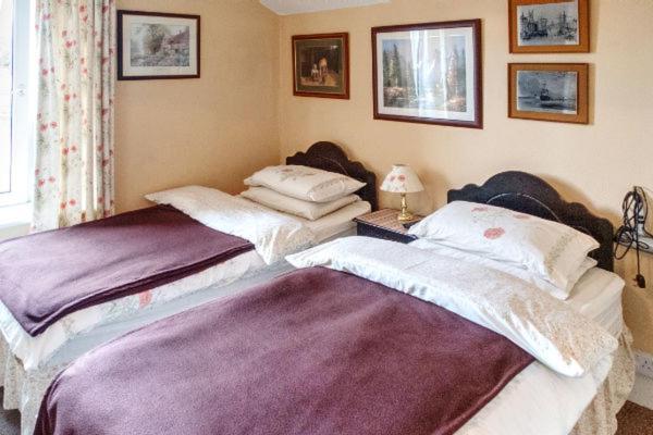 Apsley Villa Guest House. Cirencester Bagian luar foto
